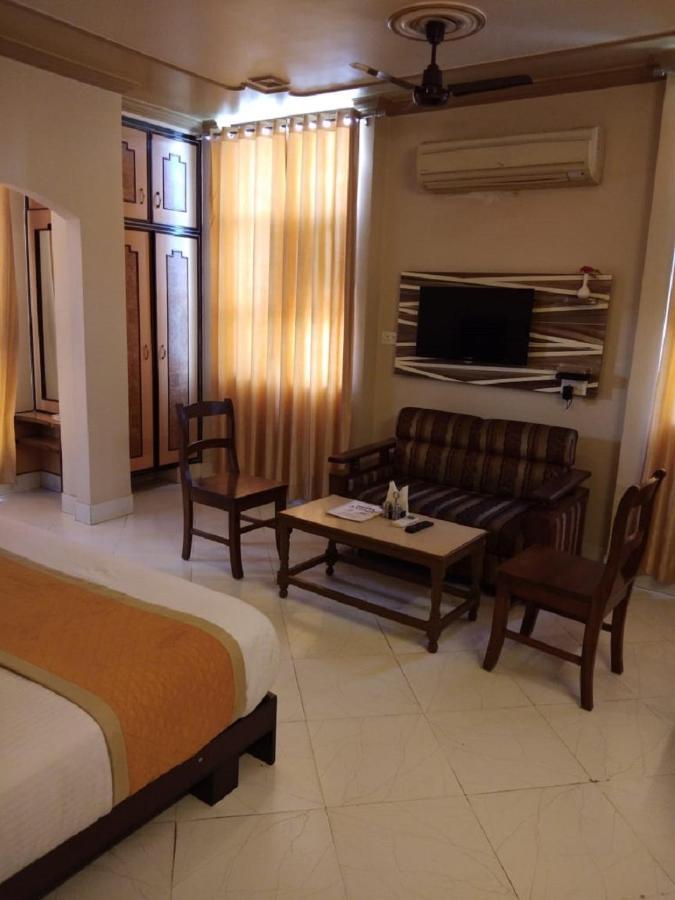 Hotel Samrat Rajasthan Hanumāngarh Zewnętrze zdjęcie